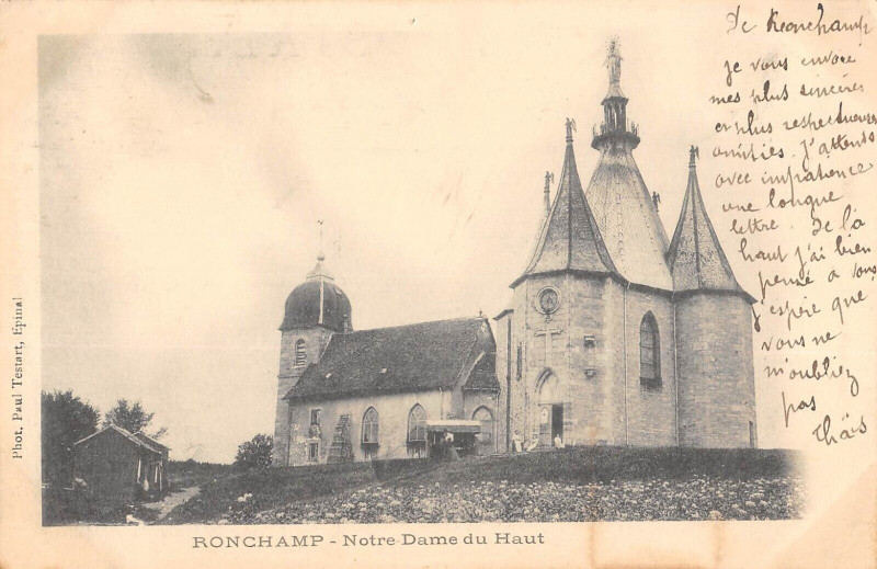Carte postale ancienne Ronchamp Notre Dame Du Haut à Ronchamp