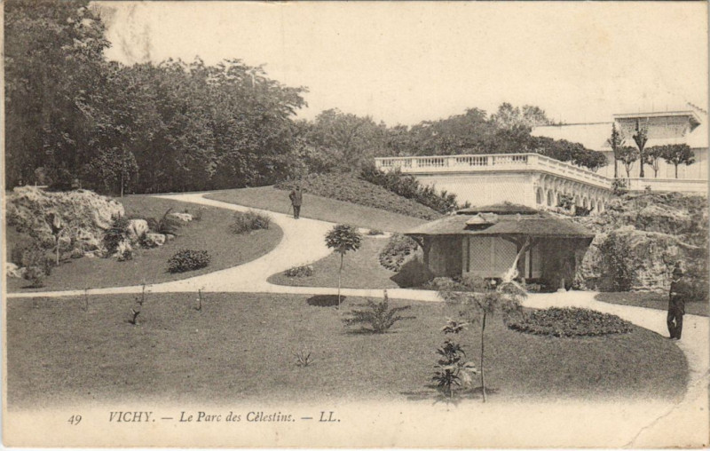 Carte postale ancienne Vichy Parc des Celestins à Vichy