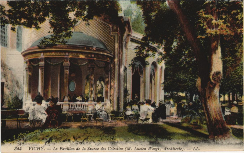 Carte postale ancienne Vichy Pavillon de la Source des Celestins à Vichy