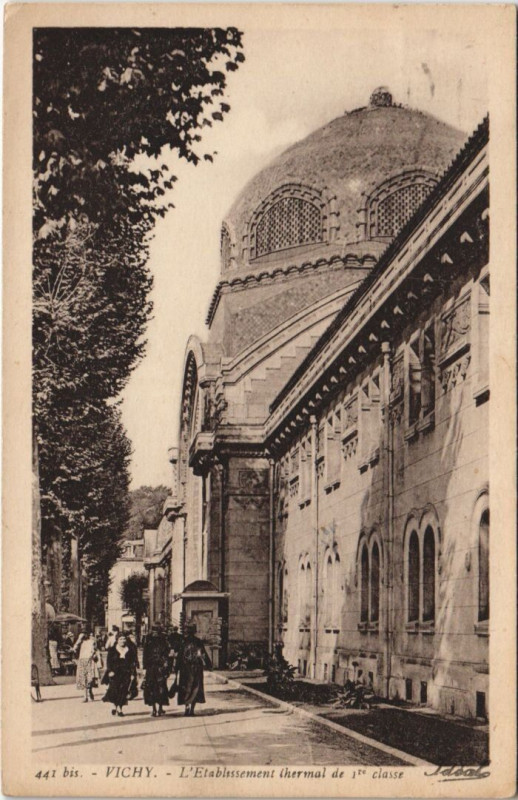Carte postale ancienne Vichy Etablissement Thermal à Vichy