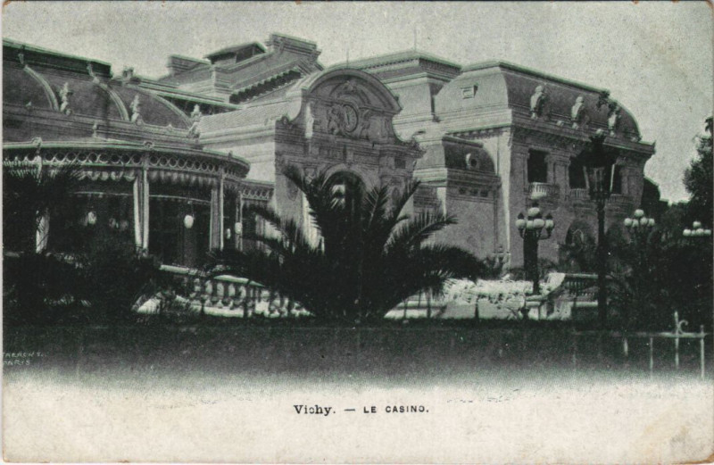 Carte postale ancienne Vichy Le Casino à Vichy