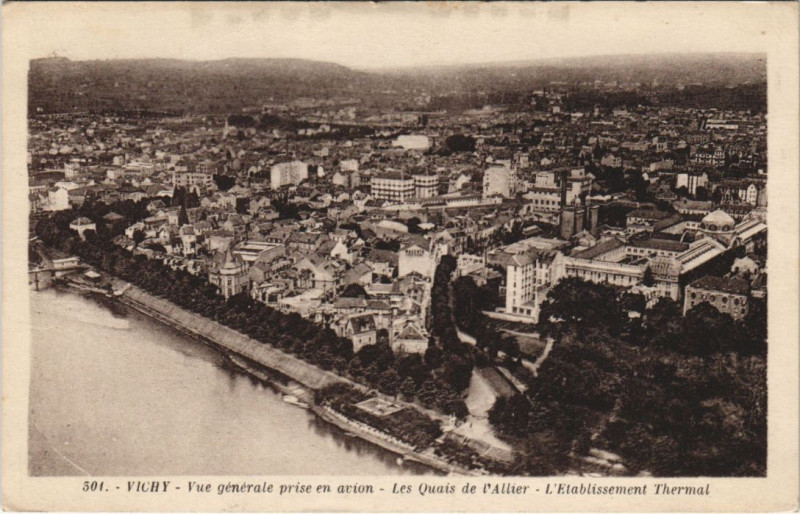 Carte postale ancienne Vichy vue generale à Vichy
