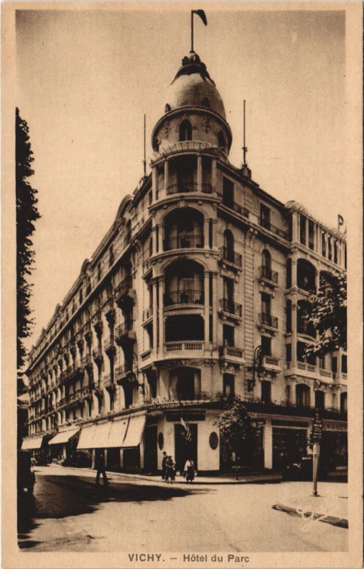 Carte postale ancienne Vichy Hotel du Parc à Vichy