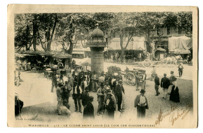 Carte postale ancienne Bouche-du-Rhône Marseille Le Cours Saint-Louis Le Coin des Bouquetières à Marseille