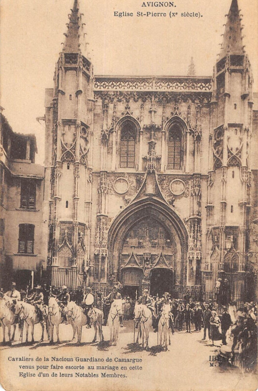 Carte postale ancienne Avignon Cavaliers De La Nacioun Guardiano De Camargue à Avignon