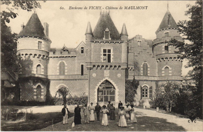 Carte postale ancienne Vichy Environs - Chateau de Maulmont à Vichy