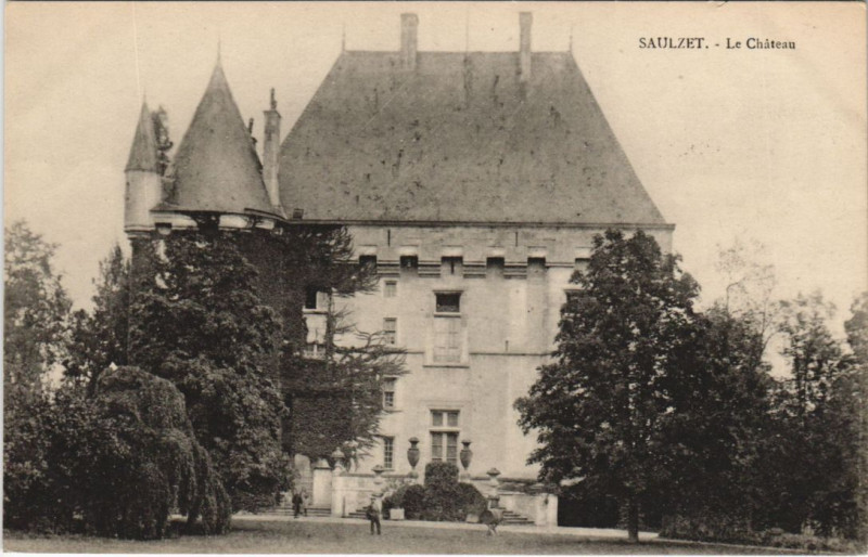 Carte postale ancienne Saulzet Le Chateau à Saulzet