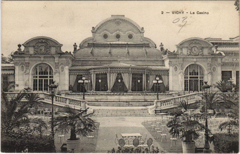 Carte postale ancienne Vichy Le Casino à Vichy