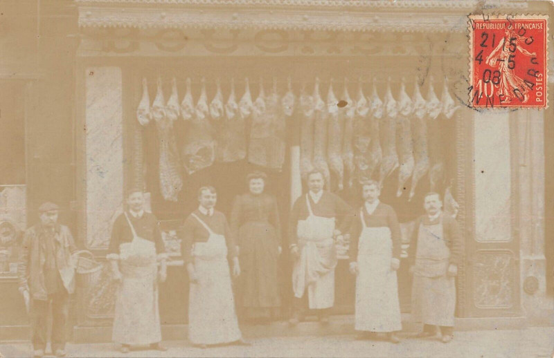 Carte postale ancienne Paris 13e Carte Photo D'Une Devanture De Magasin Boucherie à Paris 13e