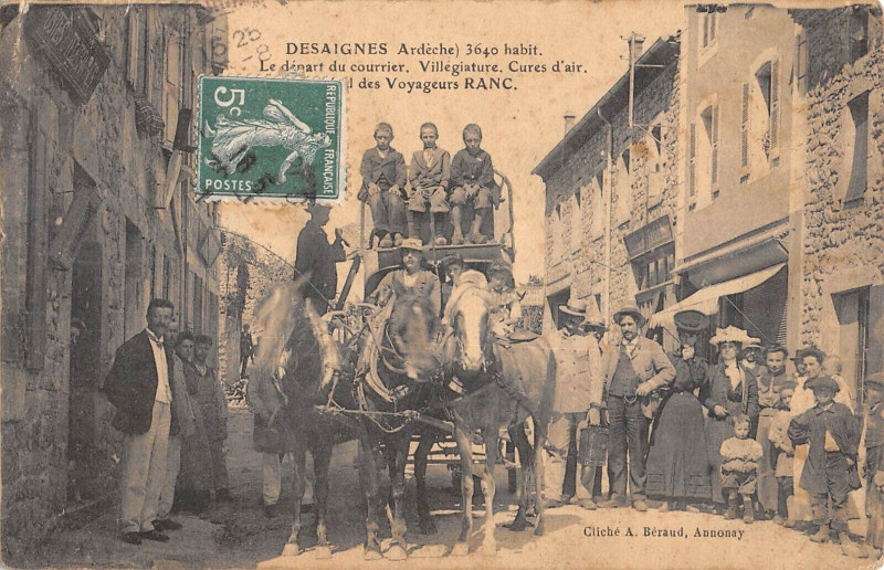 Carte postale ancienne Desaignes Le Depart Du Courrier Hotel Des Voyageurs Ranc (cpa très rare