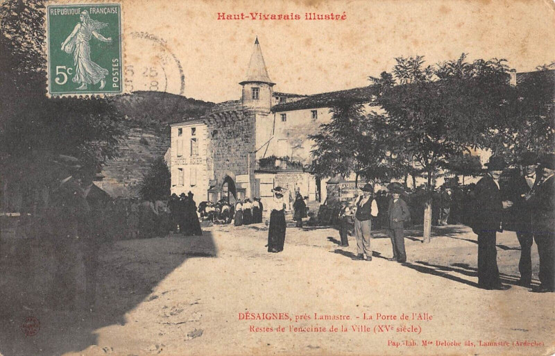 Carte postale ancienne Desaignes La Porte De L'Alle