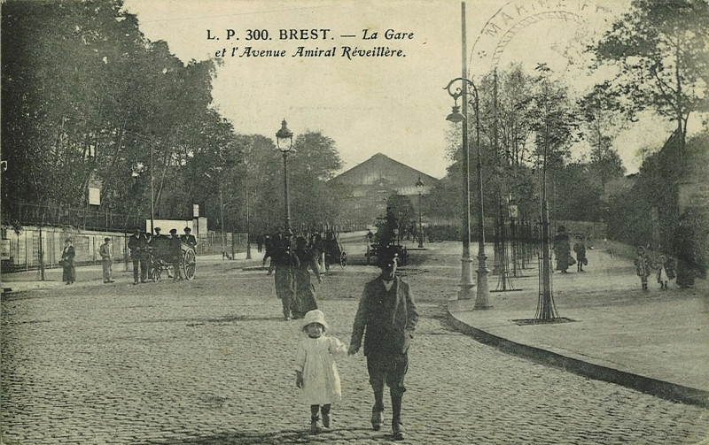 Carte postale ancienne Btv1b10106168f la gare à Brest