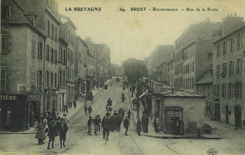 Carte postale ancienne Btv1b101060218 Rue de la Porte (Brest) à Brest