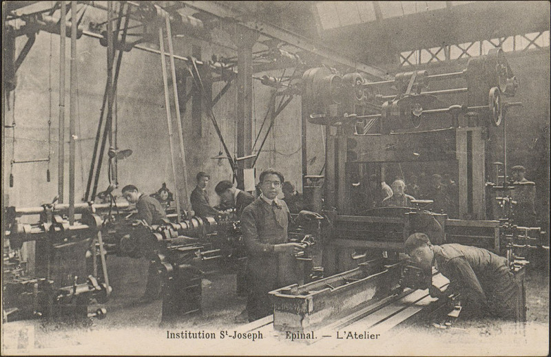 Carte postale ancienne Carte postale, Institution St-Joseph, Epinal, L'Atelier 3