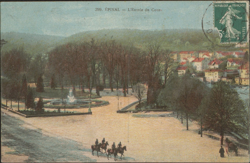 Carte postale ancienne Carte postale, Epinal, L'Entrée du Cours 3
