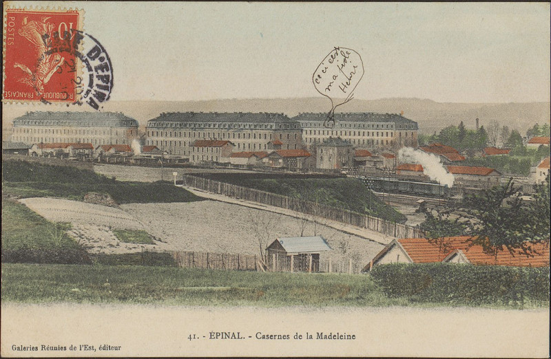 Carte postale ancienne Carte postale, Epinal, Casernes de la Madeleine 2