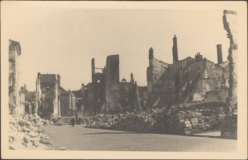 Carte postale ancienne Carte postale, Epinal, Après les bombardements de 1944 34