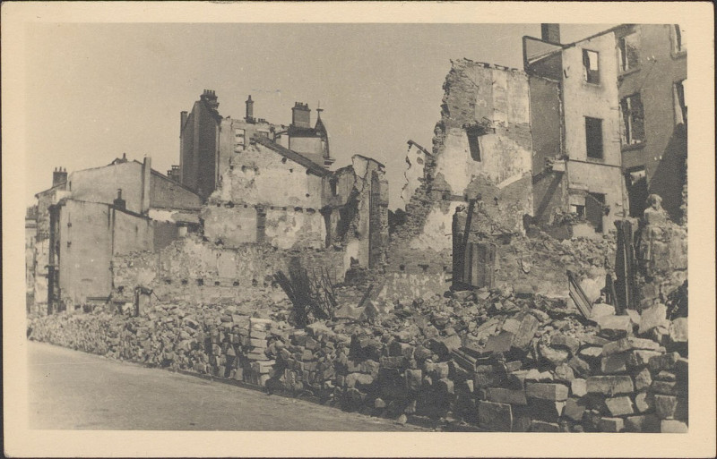 Carte postale ancienne Carte postale, Epinal, Après les bombardements de 1944 36