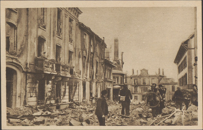 Carte postale ancienne Carte postale, Epinal, Après les bombardements de 1944 32
