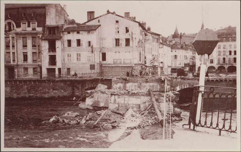 Carte postale ancienne Carte postale, Epinal, Après les bombardements de 1944 26