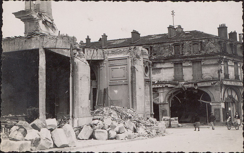 Carte postale ancienne Carte postale, Epinal, Après les bombardements de 1944 23