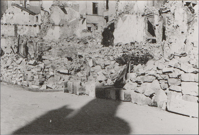 Carte postale ancienne Carte postale, Epinal, Après les bombardements de 1944 17