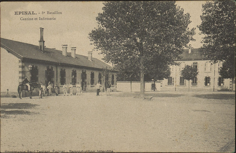 Carte postale ancienne Carte postale, Epinal, 8e Bataillon, Cantine et Infirmerie