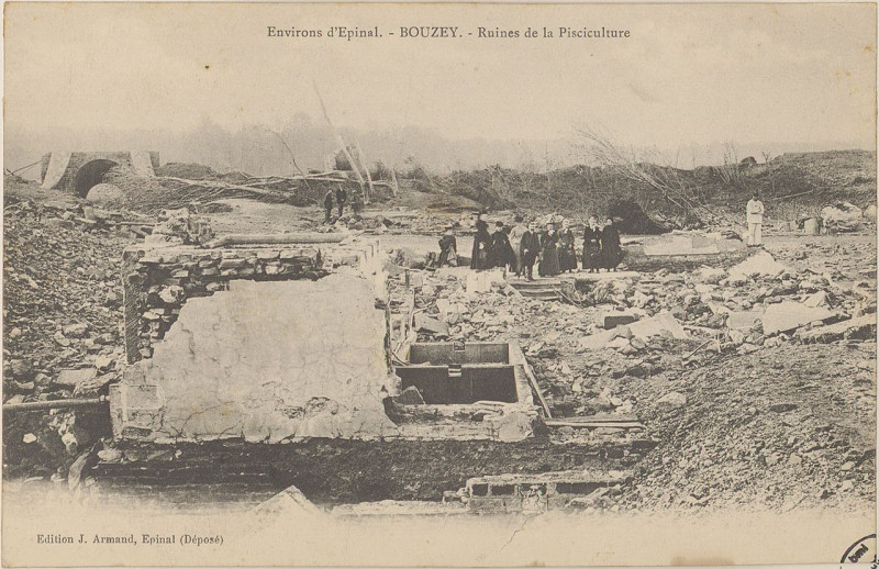 Carte postale ancienne Carte postale, Environs d'Epinal, Bouzey, Ruines de la Pisciculture 2