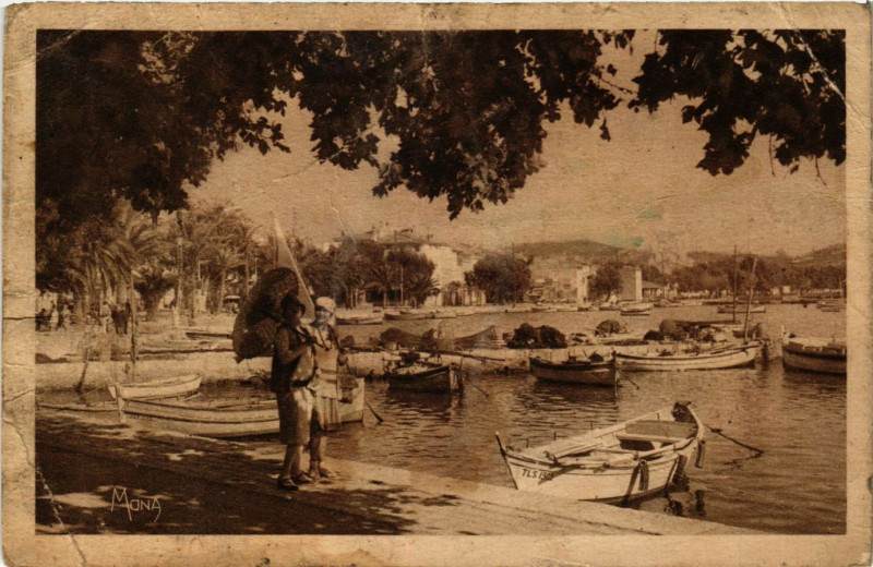 Carte postale ancienne Sanary-sur-Mer - Le Port à Sanary-sur-Mer