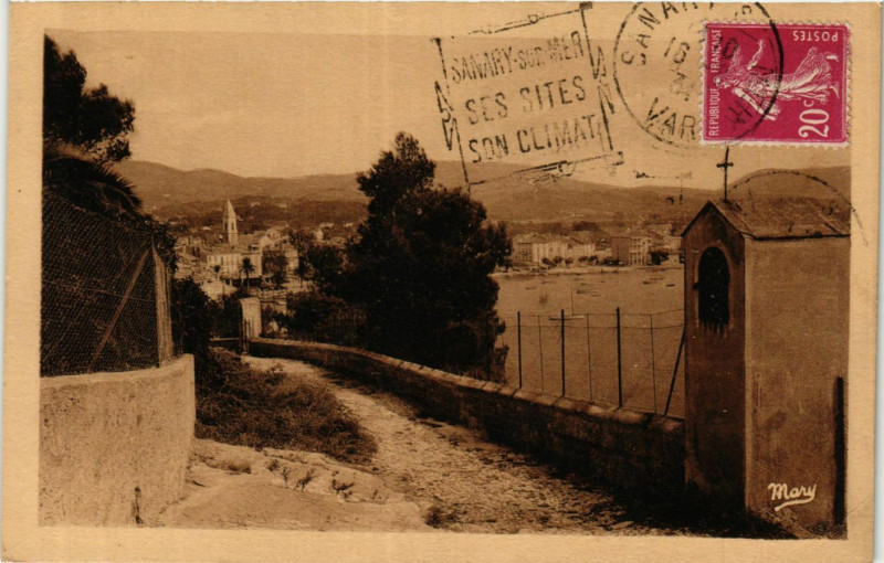 Carte postale ancienne Sanary Vue prise des Beaux