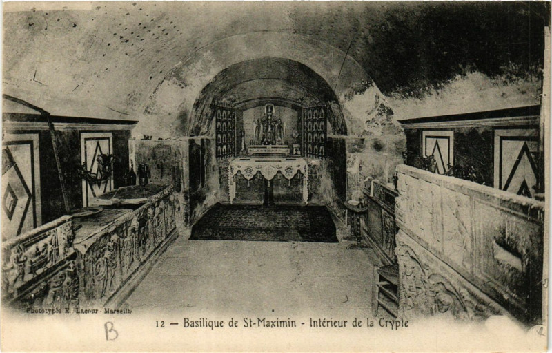 Carte postale ancienne Basilique de Saint-Maximin Intérieur de la Crypte