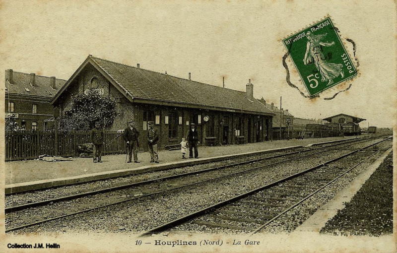 Carte postale ancienne Editions Bf Houplines (Nord) La Gare