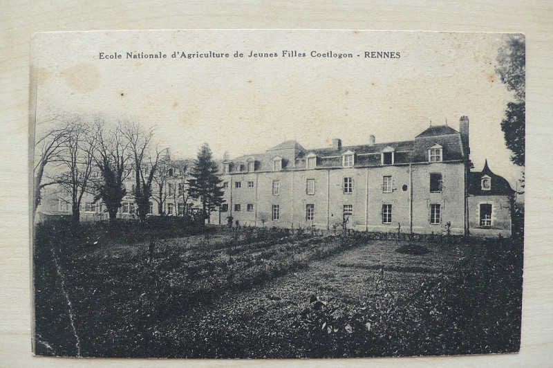 Carte postale ancienne Carte postale bâtiments arrière