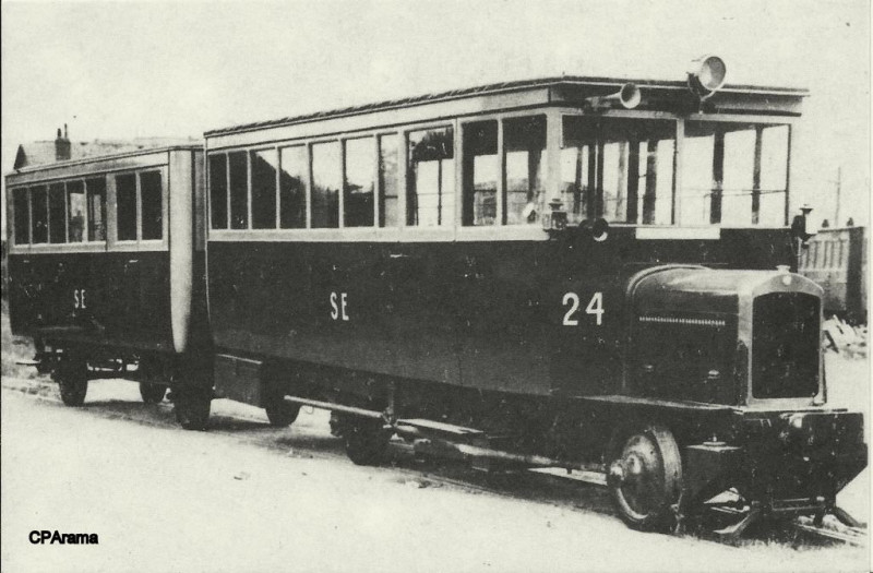 Carte postale ancienne Autorail De Dion-Bouton de l'Anjou