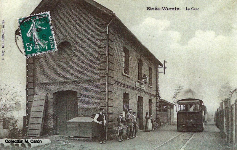 Carte postale ancienne Estrée-Wamin La gare