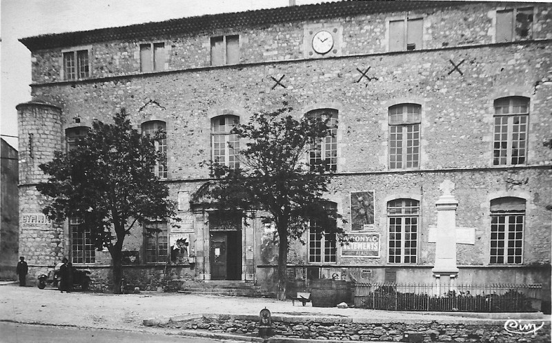 Carte postale ancienne La Mairie (Town Hall), Vallon, Ardèche département, France