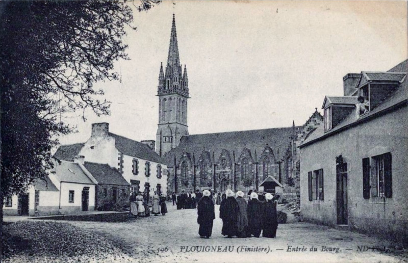 Carte postale ancienne Bourg Plouigneau 1900