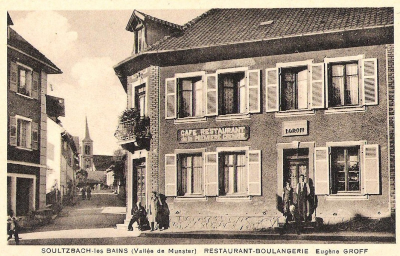 Carte postale ancienne Soultzbach-les-Bains - ancien café-restaurant, aujourd'hui boulangerie-pâtisserie