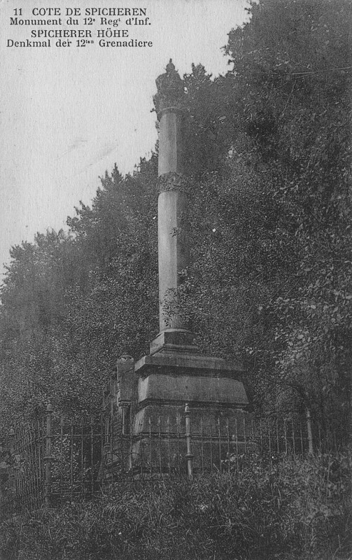 Carte postale ancienne Monument for the 12th Grenadiers