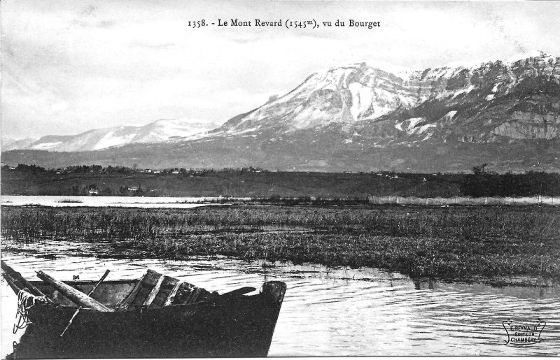 Carte postale ancienne Mont Revard vu du lac Bourget