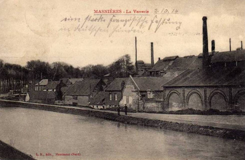 Carte postale ancienne Masnières la verrerie 1914