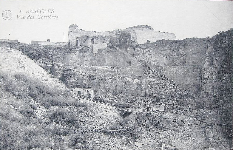 Carte postale ancienne Carrières de Basècles 03