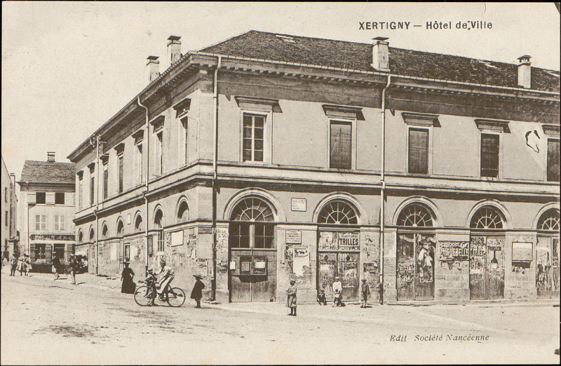 Carte postale ancienne Carte postale, Xertigny, Hôtel de Ville