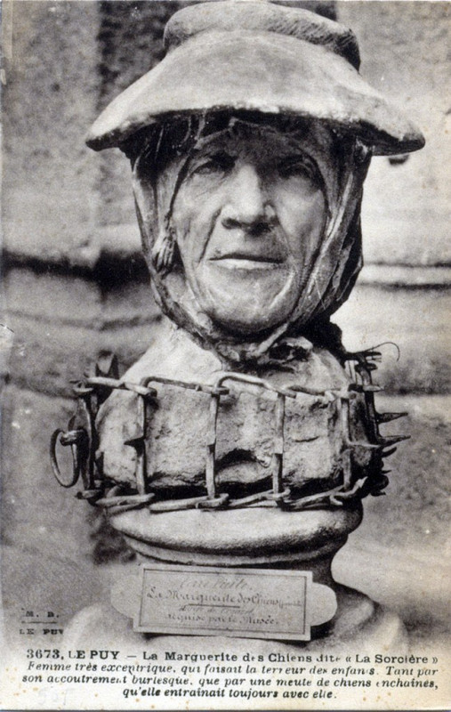 Carte postale ancienne La marguerite des Chiens dite La Sorcière