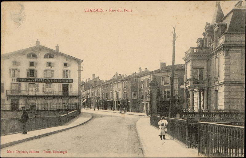 Carte postale ancienne Carte postale, Charmes, Rue du Pont