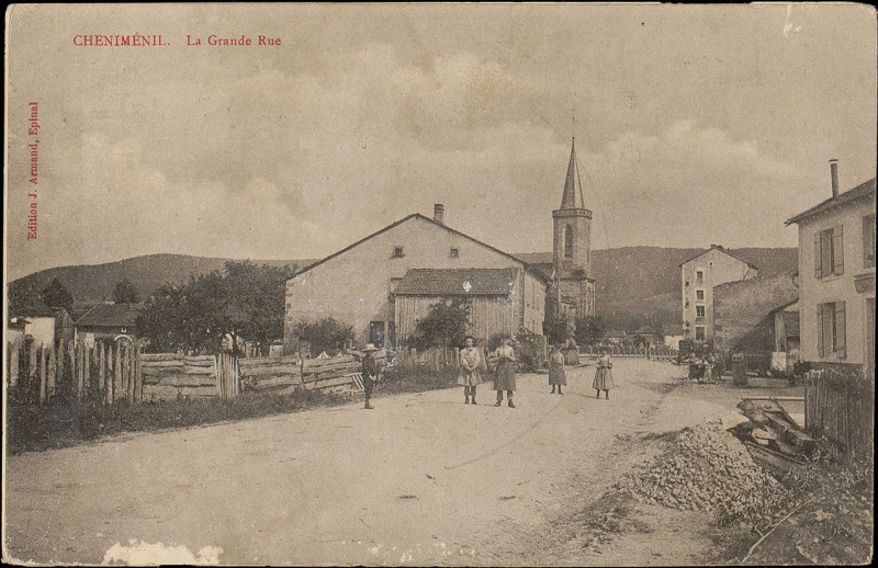 Carte postale ancienne Carte postale, Chenilménil, La Grande Rue