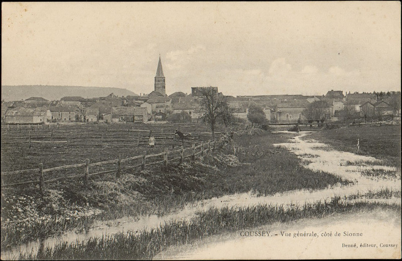 Carte postale ancienne Carte postale, Coussey, Vue générale, côté de Sionne