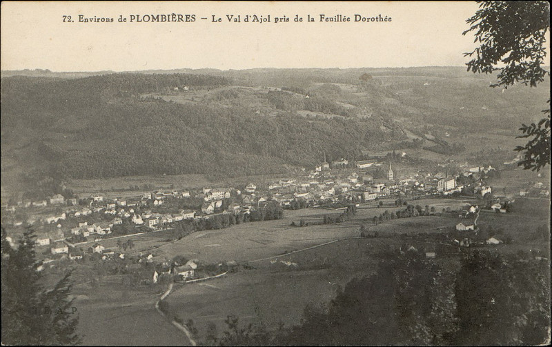 Carte postale ancienne Carte postale, Environs de Plombières, Le Val d'Ajol pris de la Feuillée Dorothée