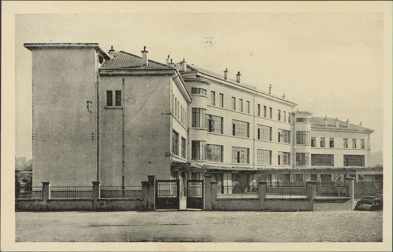 Carte postale ancienne Carte postale, Golbey, La Mairie 3