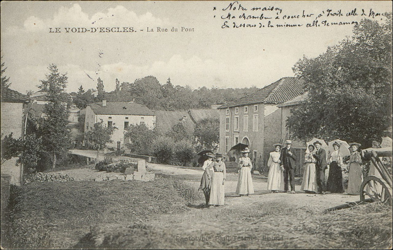 Carte postale ancienne Carte postale, Le Void-d'Escles, La Rue du Pont